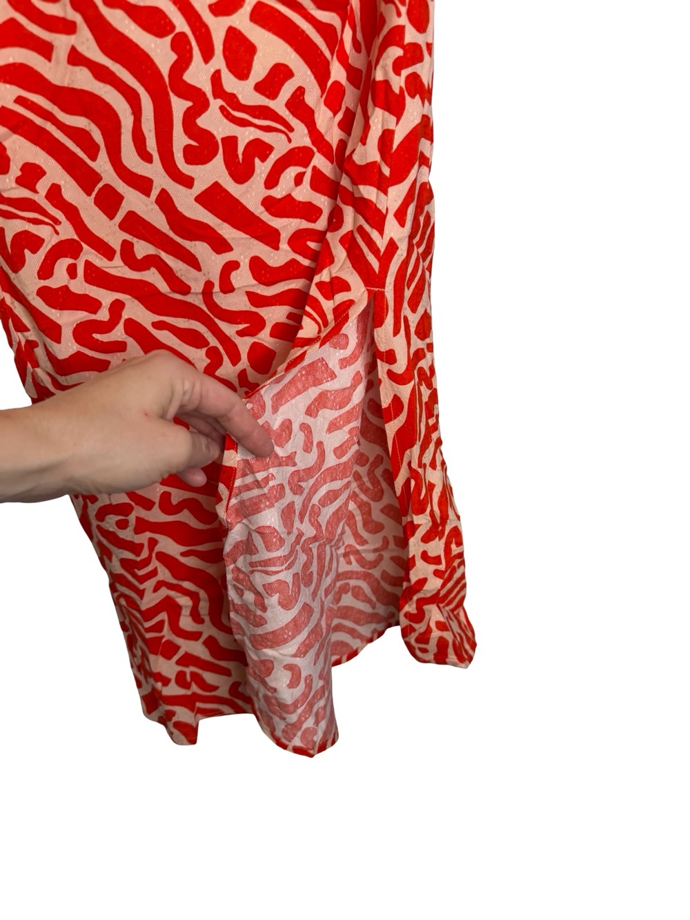 ✨❤️ Band of the Free Red Abstract Strappy Midi Dress NWT XS Resort ❤️✨ - Picture 3 of 5